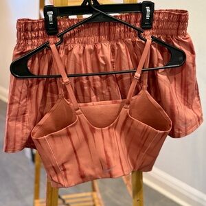 Nike *SET* M/L, Like new!